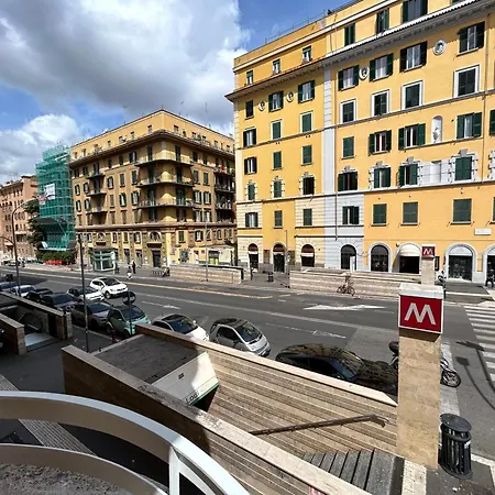 Aura Roma