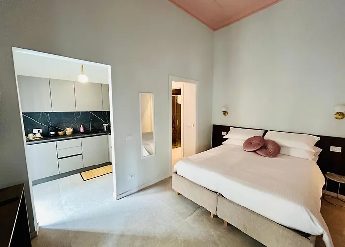 Aura Guest house