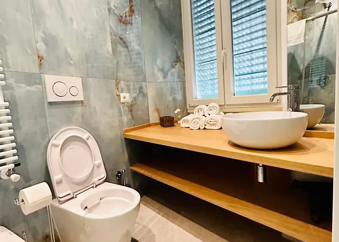 Aura Guest house