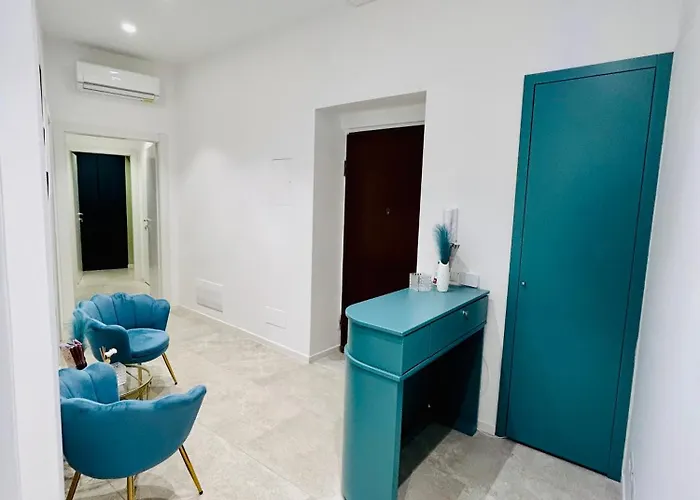 Aura 4* Rome