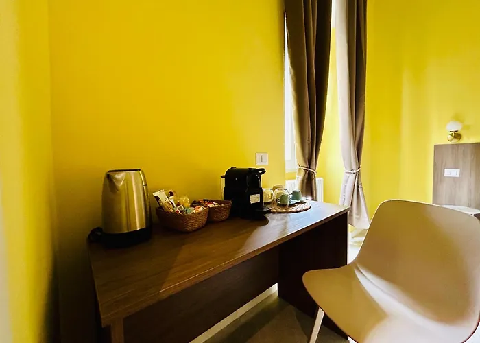 Aura 4* Rome