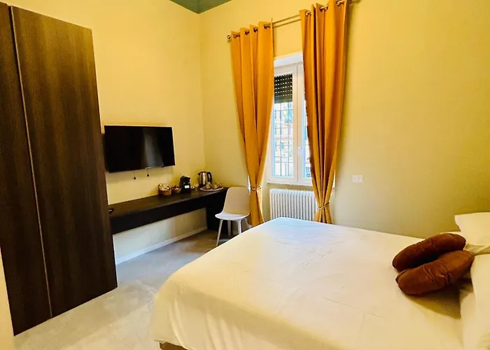 Aura 4* Rome