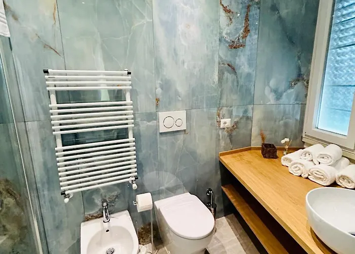 Aura 4* Rome