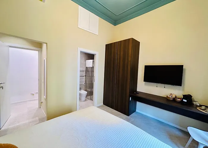 Aura Guest house